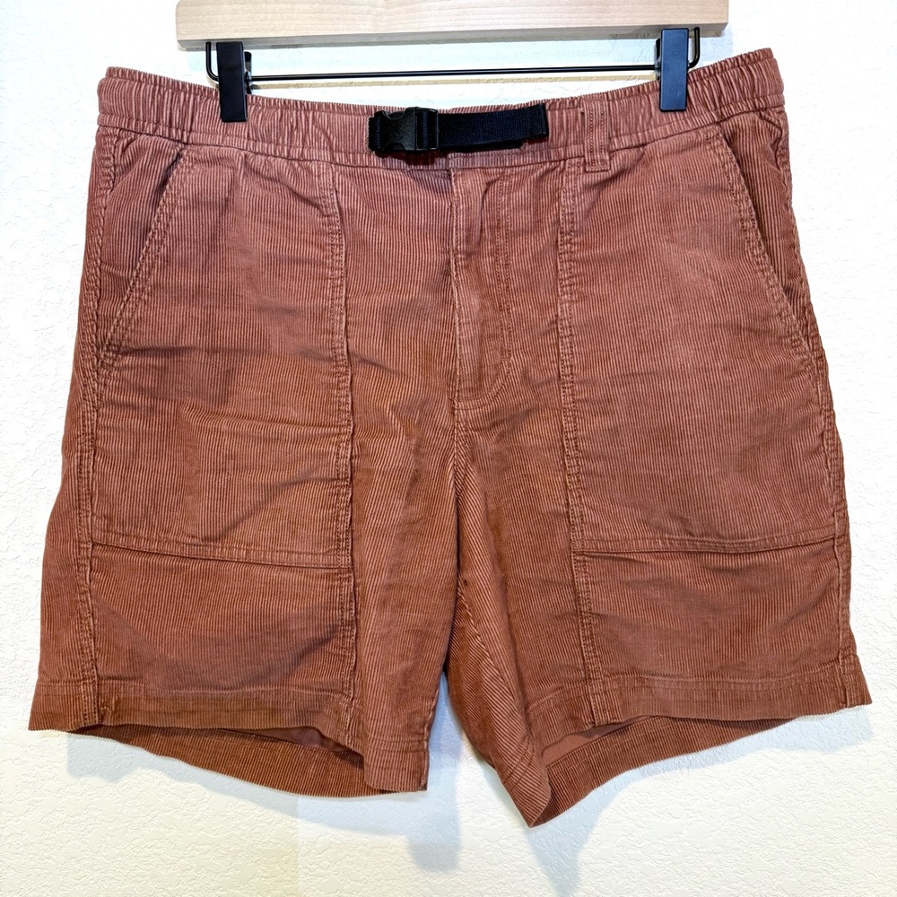 Eddie Bauer Faultline Corduroy Shorts